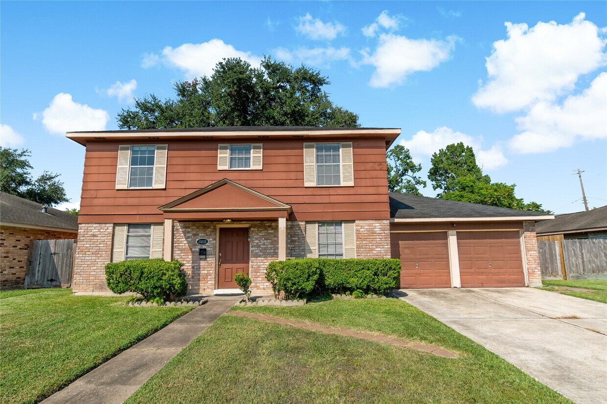 Foto principal - 11610 Hillcroft Ave
