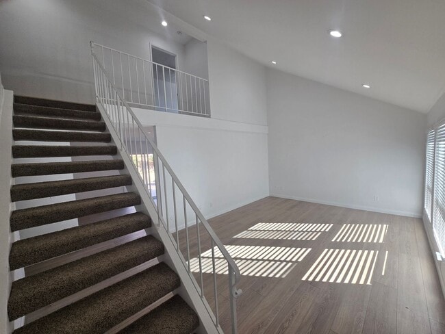 Building Photo - 4 Bedroom, 3 Bath 2-Story Completely Remodeled Home Near MCAS Miramar