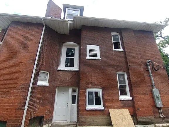 Foto del edificio - 4266 Washington St