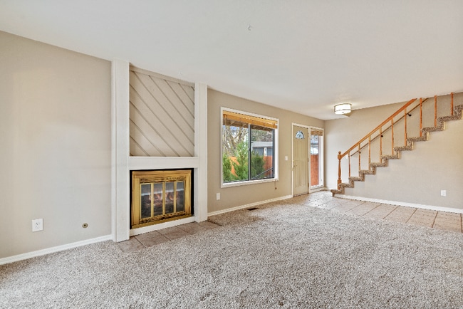 Building Photo - 765 Meaghan Pl