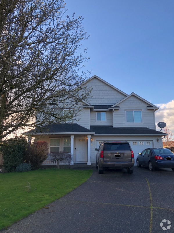 4118 NE 165th Ave