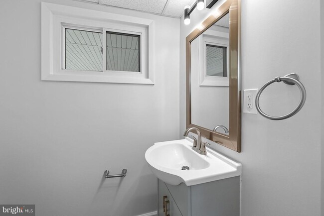 Foto del edificio - 210 Lastner Ln