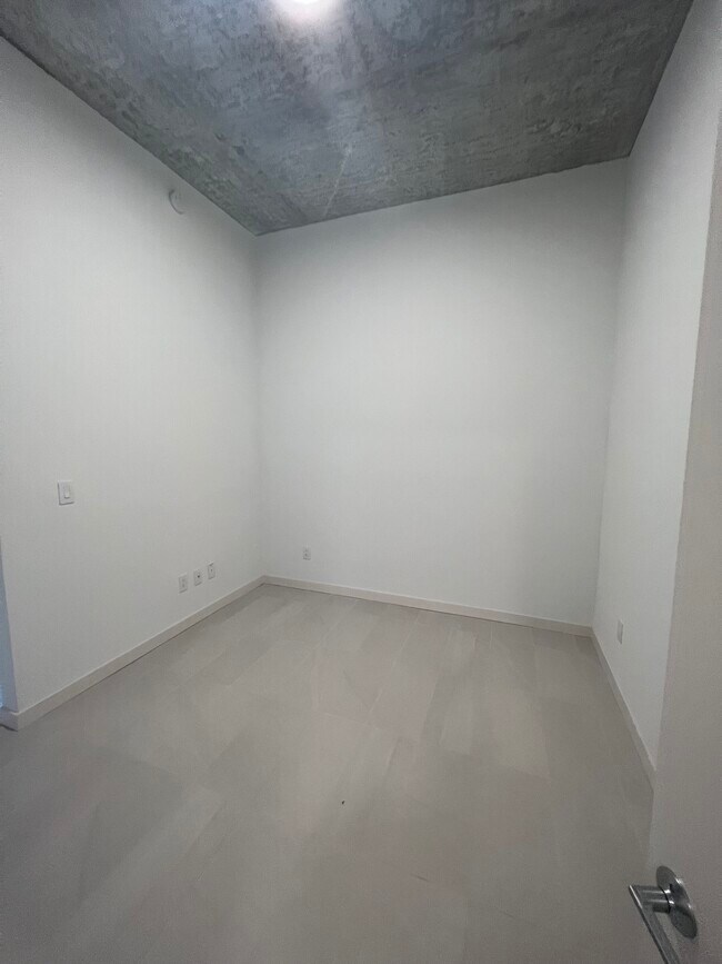Foto del edificio - 58 NW 27th St