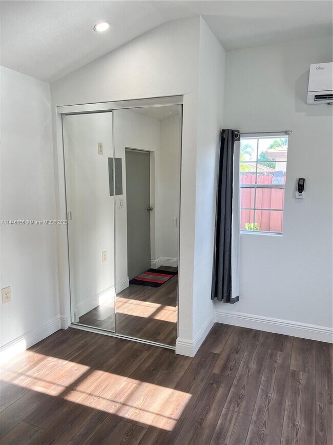 Foto del edificio - 11334 SW 244th Terrace