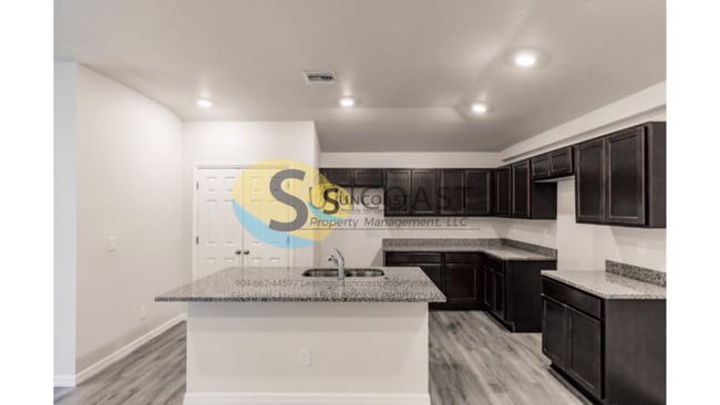 Foto del edificio - 3851 Hollycrest St