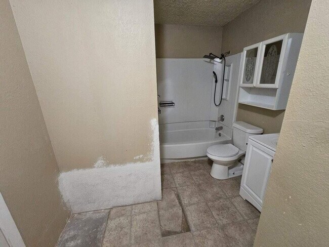 Foto del edificio - 811 E 79th St