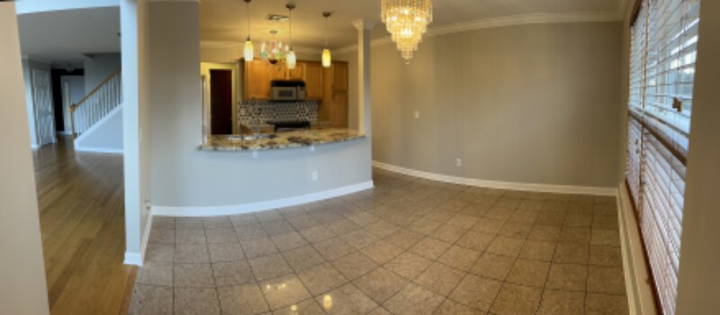 Primary Photo - 502 Heath Pl