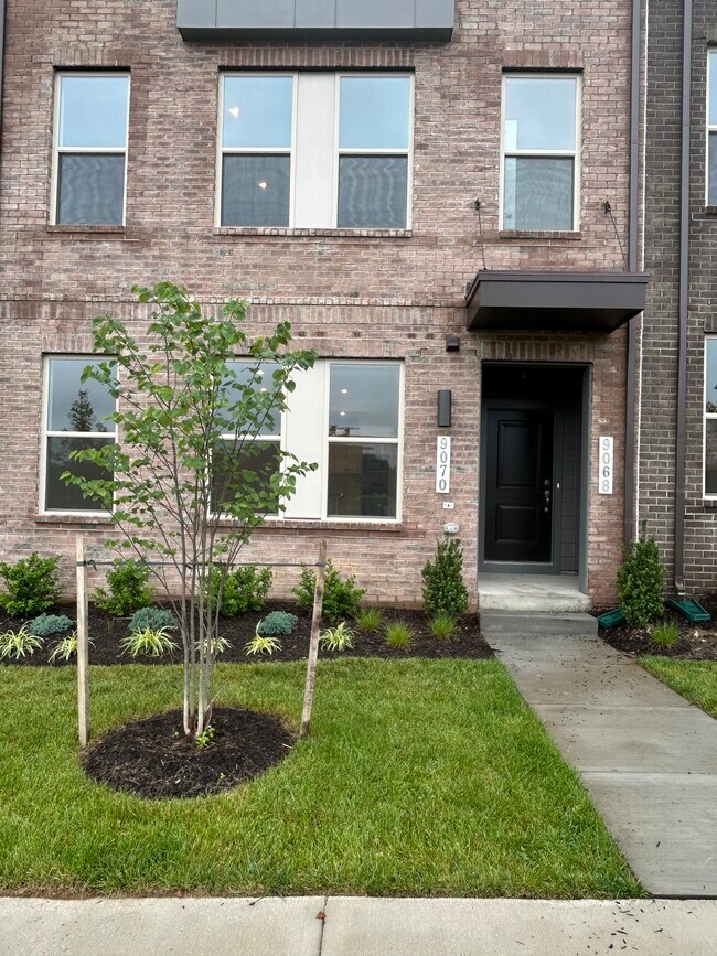 Foto del edificio - 9070 Katherine Johnson Ave