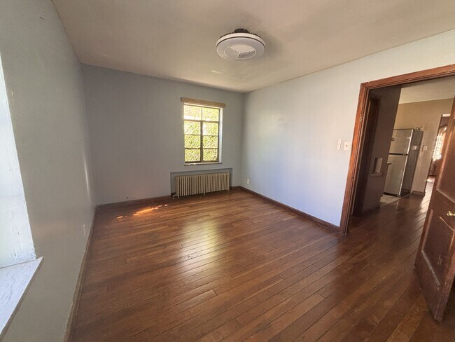 Foto del edificio - 360 Ross Ave