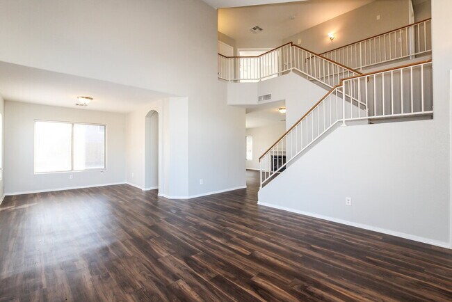 Foto del edificio - 6431 W Crown King Rd