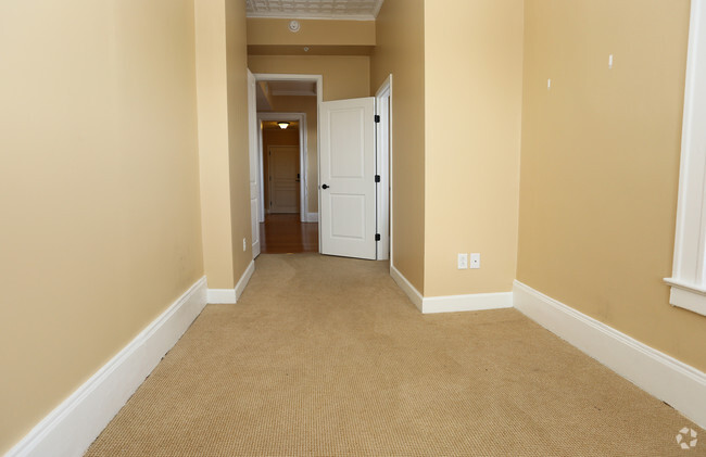 622- 2 Bedroom 1 Bath - Kasson Place Apartments