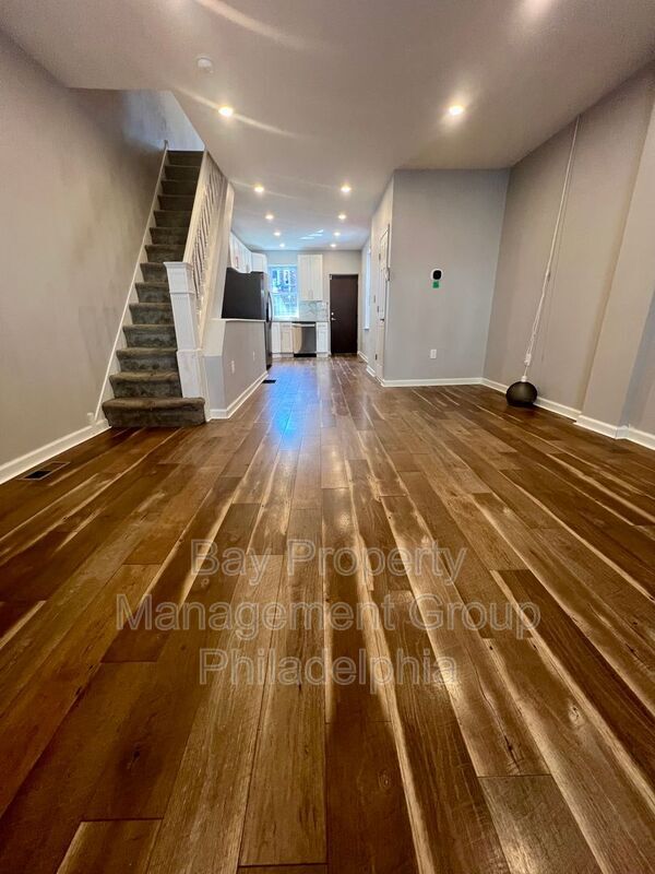 Foto del edificio - 5612 Walton Ave