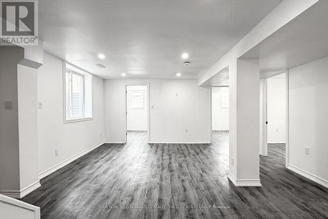 Building Photo - 25 Buchanan Rd