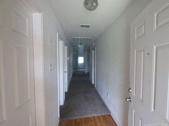 Foto del edificio - 5810 Wildcat Canyon