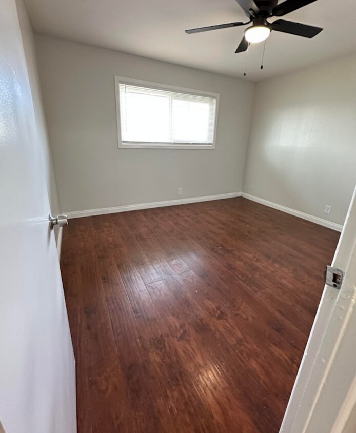 Building Photo - 22877 Adrienne Ave