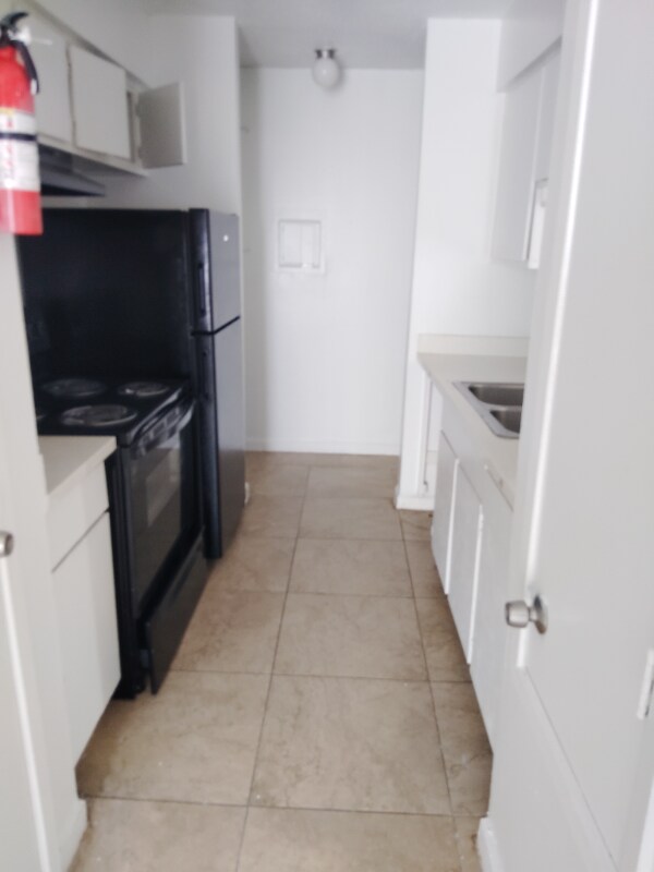 Foto del edificio - 10110 Forum Park Dr