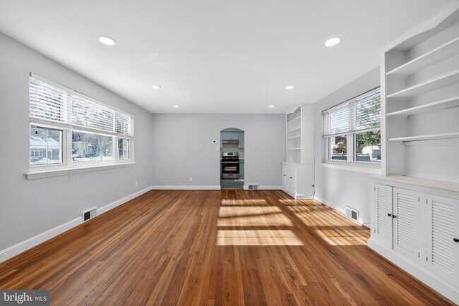 Foto del edificio - 109 W Park Blvd