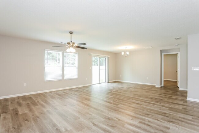 Building Photo - 12221 Glimmer Wy