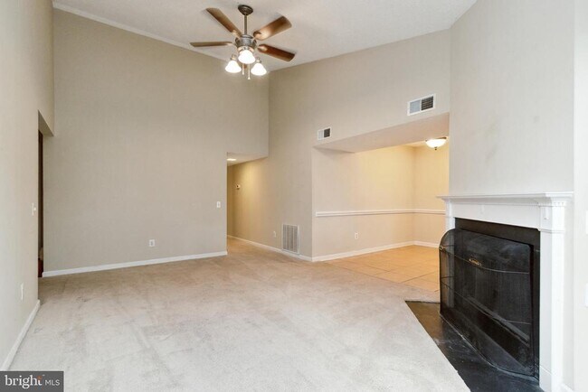 Foto del edificio - 9260 Niki Pl