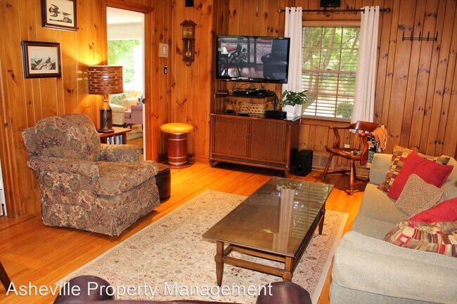 Foto del edificio - 3 br, 2 bath House - 162 Wembley Rd.