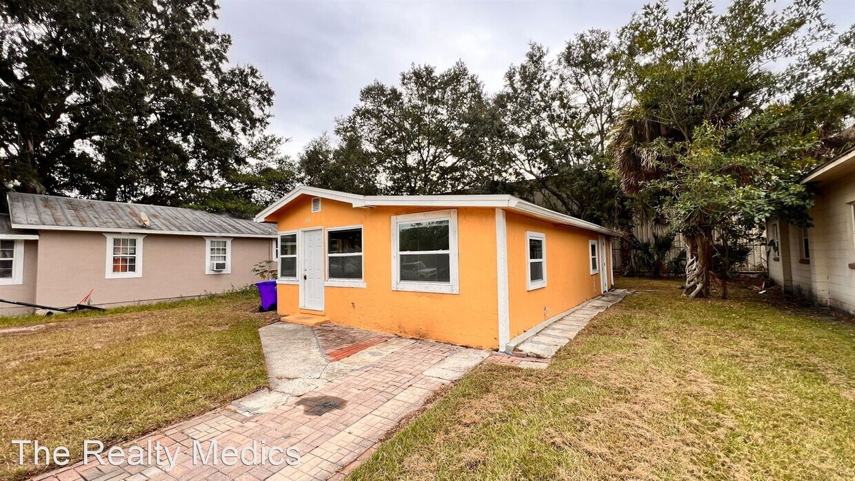 2 br, 1 bath House 854 Klondike St House Rental in Winter Garden