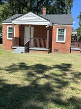 Building Photo - 216 Hendricks St
