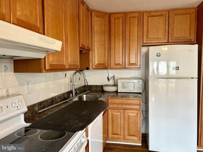 Building Photo - 1468 Blockton Ct