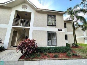 Building Photo - 717 Gardens Dr