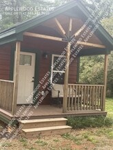 Building Photo - 266 Broadview Dr