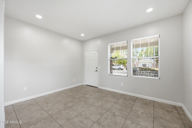 Foto del edificio - 1330 S 121st Dr