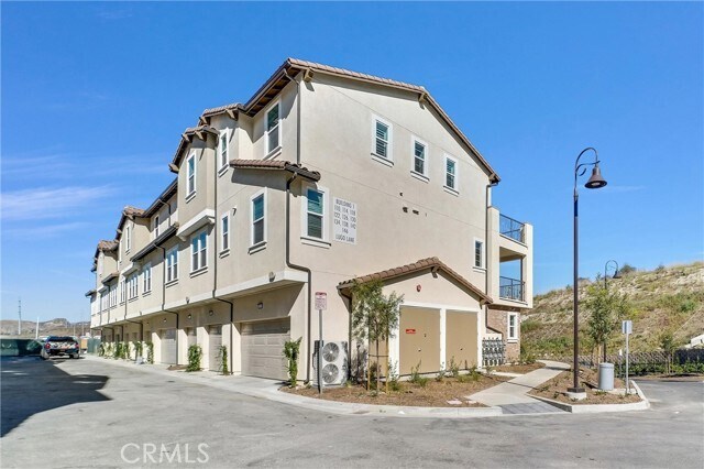 Building Photo - 130 Lugo Ln