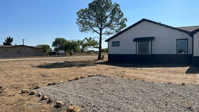 Building Photo - 512 Stoney Acres