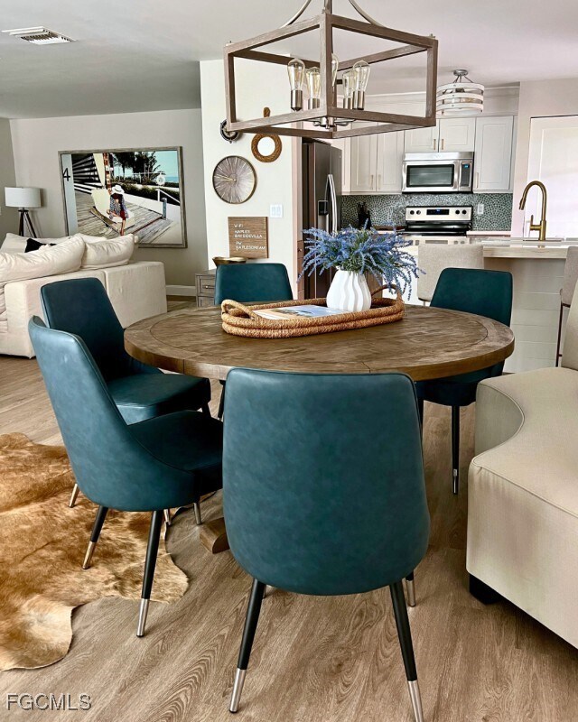 Foto del edificio - 12 Knights Bridge Rd