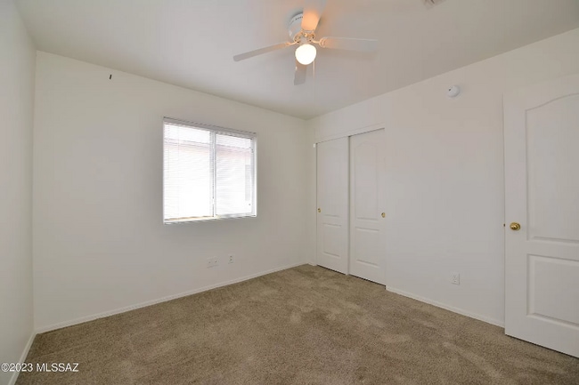 Building Photo - 2962 River Creek Pl