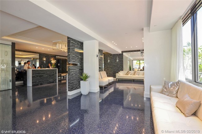 Building Photo - 4301 Collins Ave