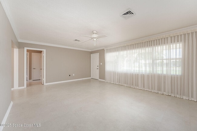 Building Photo - 758 Banyan Dr