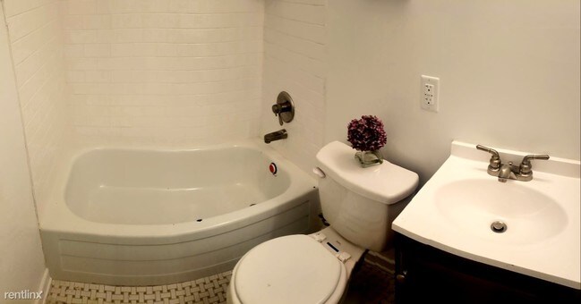 Foto del edificio - 2 br, 1 bath  - 509 N 35th St