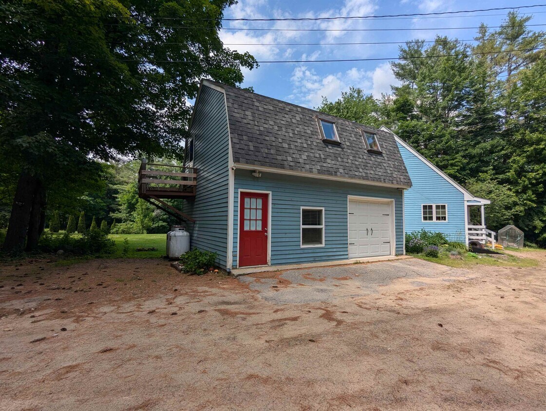Primary Photo - 103 Shingle Camp Hill Rd