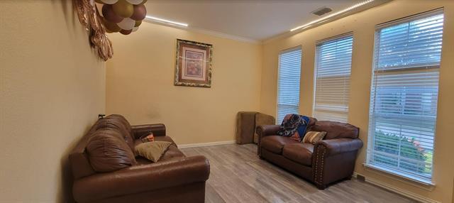 Foto del edificio - 7313 Meadowwood Dr