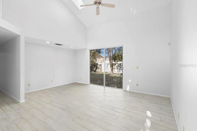 Building Photo - 7219 Hunterdon Dr