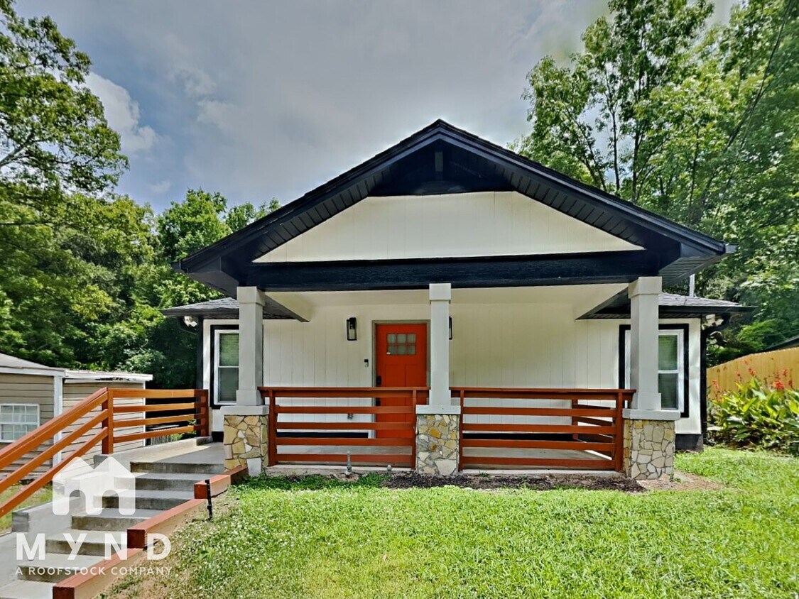 Foto principal - 963 Sims Ave NW