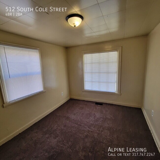 Foto del edificio - 512 S Cole St