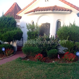 Primary Photo - 3030 Hillcrest Dr