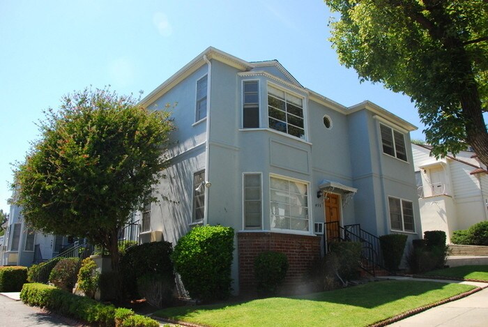 Primary Photo - 455 Midvale Ave