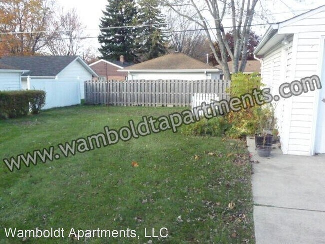 Building Photo - 3 br, 2 bath House - 2626 Oregon Street