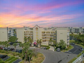 Building Photo - 8871 Lake Dr