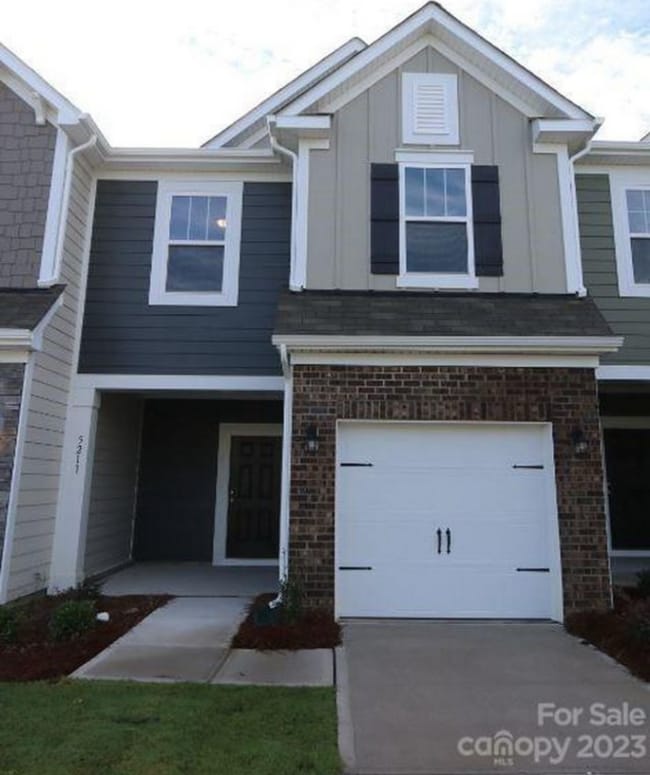 Building Photo - 5211 Maynard Hl Dr