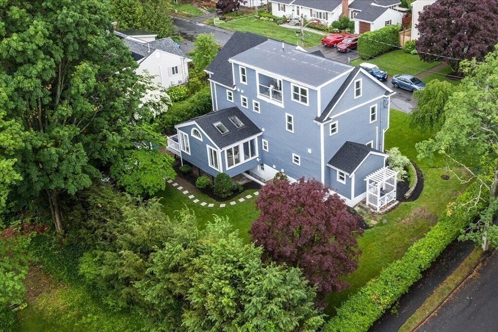 Foto principal - 77 Hodge Rd