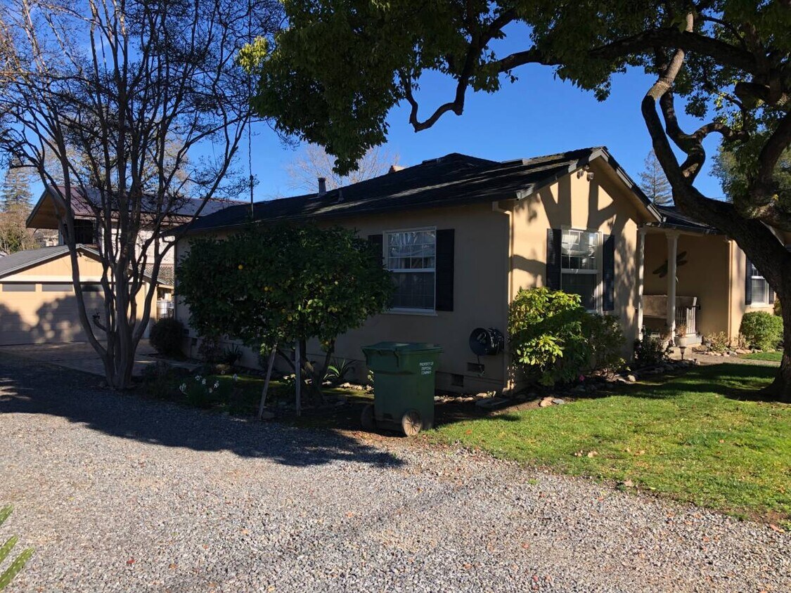 331 North St, Healdsburg, CA 95448 House Rental in Healdsburg, CA