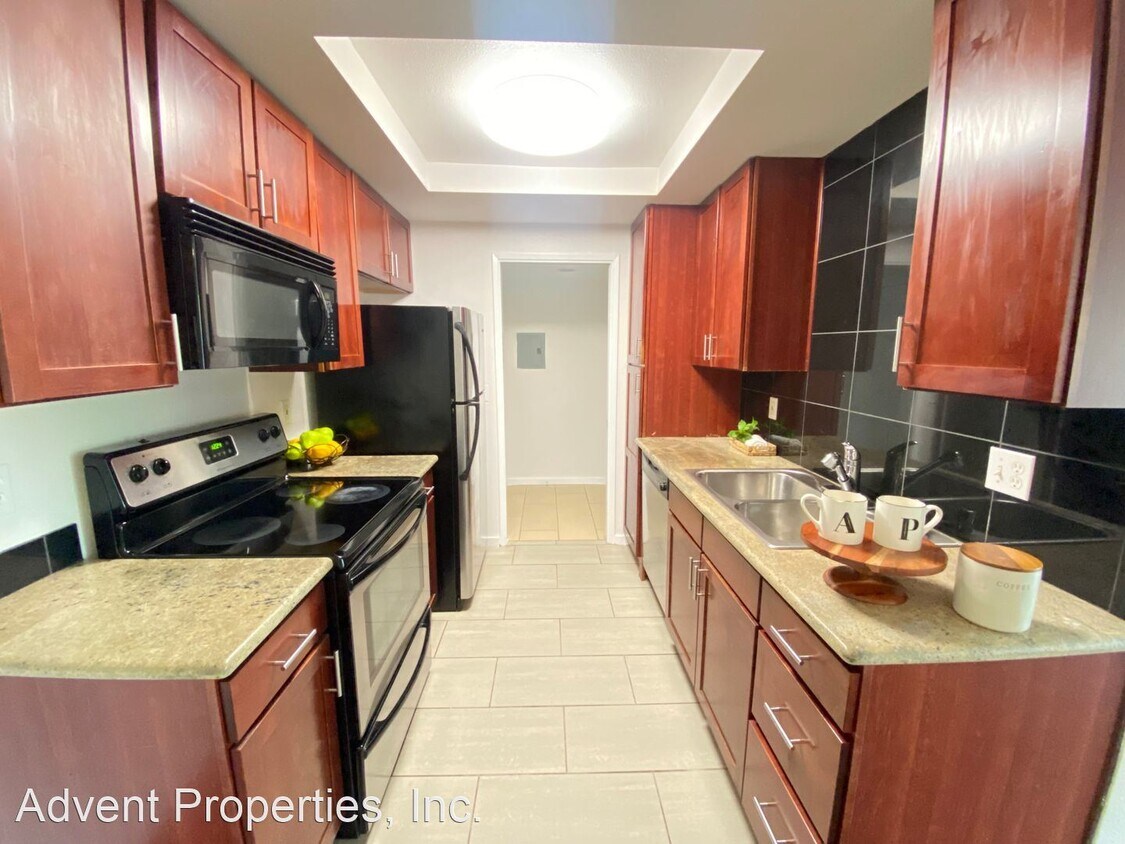 Foto principal - 2 br, 2 bath House - 1315 A St, Unit A207